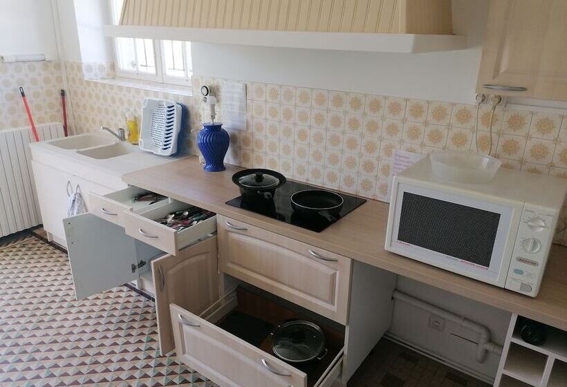 פנסיון Caravane