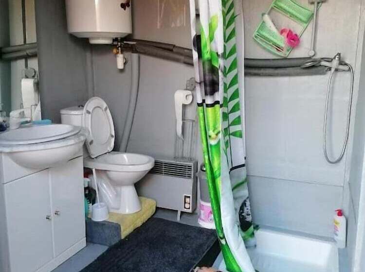 פנסיון Caravane