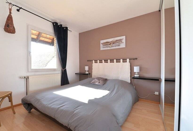 ペンション La Longère Des Capucines