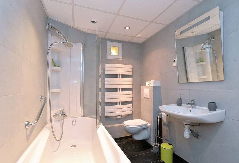 ペンション La Longère Des Capucines