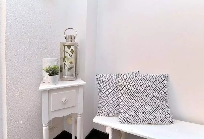 Majatalo La Longère Des Capucines