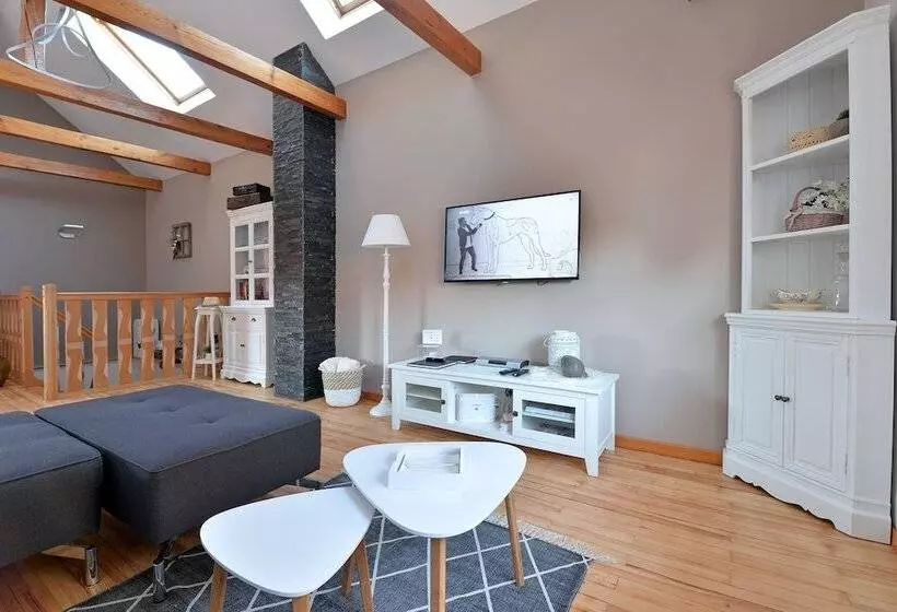 Majatalo La Longère Des Capucines