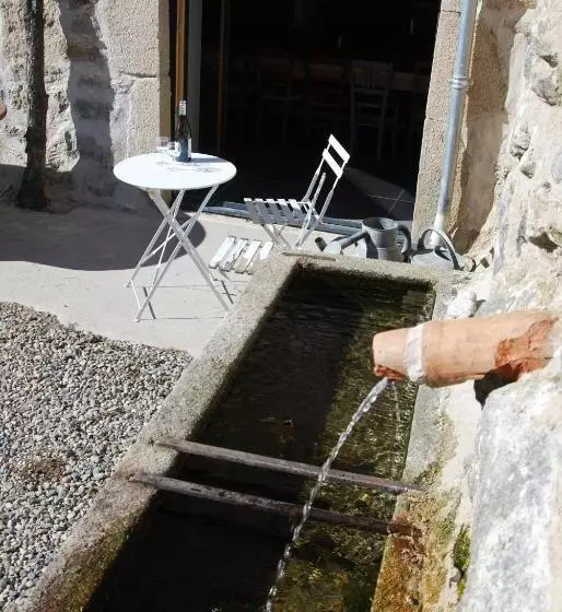 Majatalo La Source D'en Haut