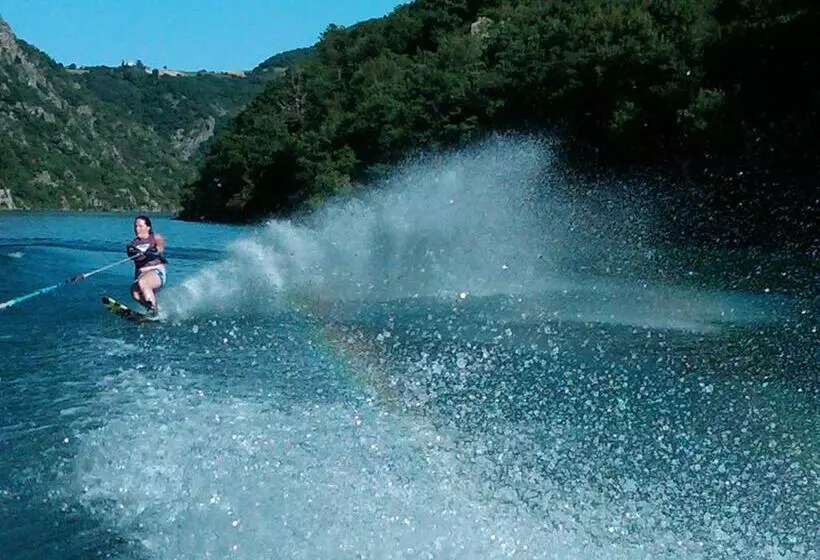 ペンション Le Cintrium