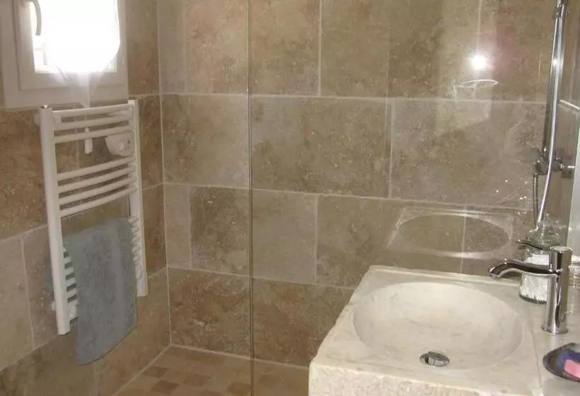 ペンション Les Hauts Des Materonnes