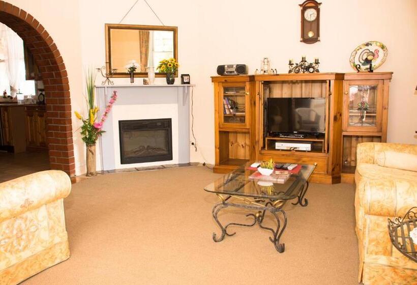 ユースホステル Kimba Travellers  Haven