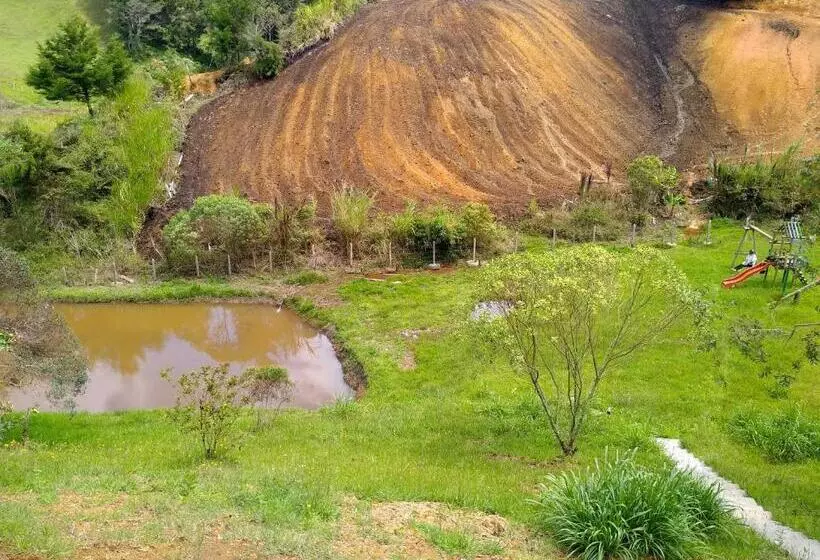 ユースホステル Vista Hermosa Eco Hostal