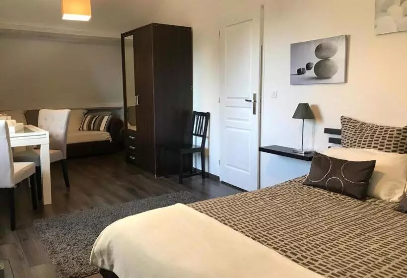 Aamiaismajoitus (B&B) Chambres D'hôtes Des Demoiselles