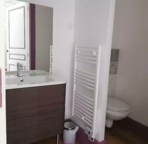 ベッドアンドブレックファースト Chateau De Chavannes