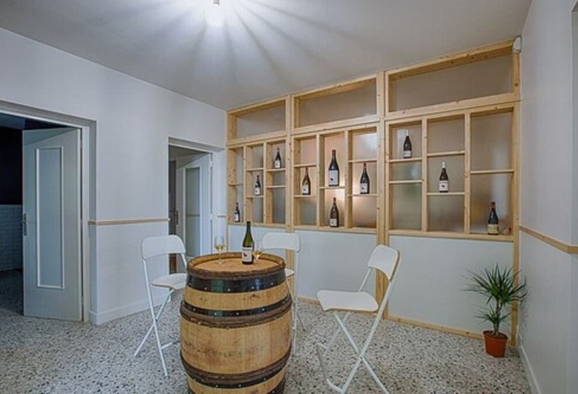 مبيت وإفطار L ôben