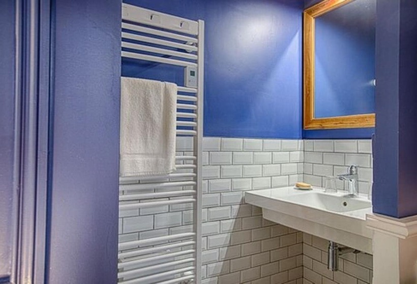 مبيت وإفطار L ôben