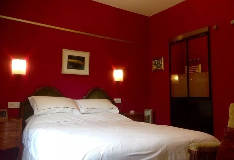 تختخواب و صبحانه Le Pont Vert Chambres D'hotes