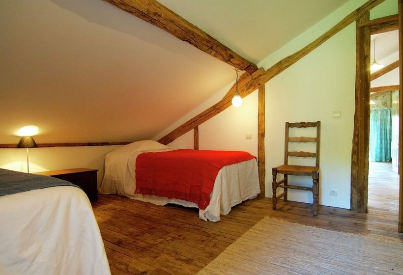 Charming Cottage In Ladignaclelong With Garden