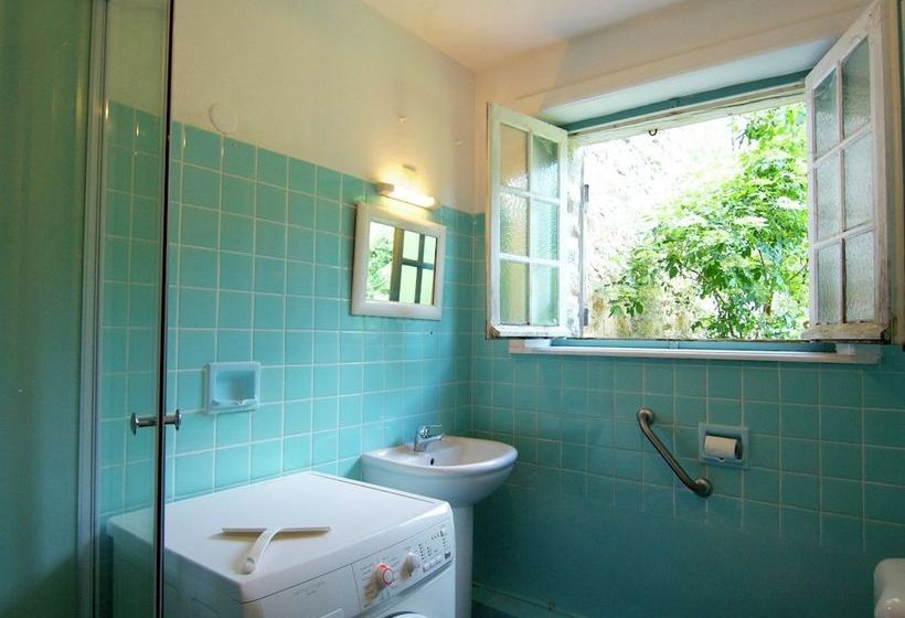 Charming Cottage In Ladignaclelong With Garden