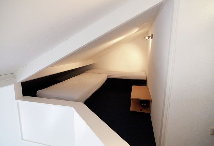 Detached Chalet Near The Netherlands Border With A Lake View