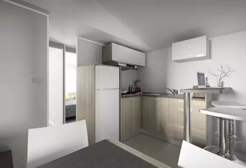 Hotelli Camping écovillage Soleil Du Pibeste