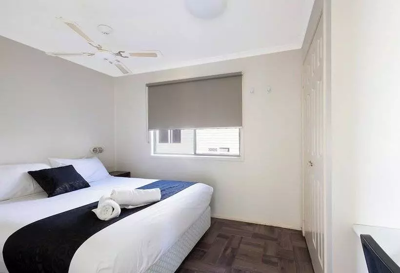 Hotelli Reflections Lake Keepit   Holiday Park