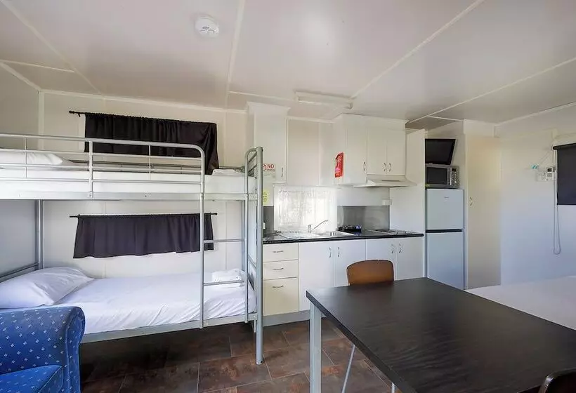 Hotelli Reflections Lake Keepit   Holiday Park