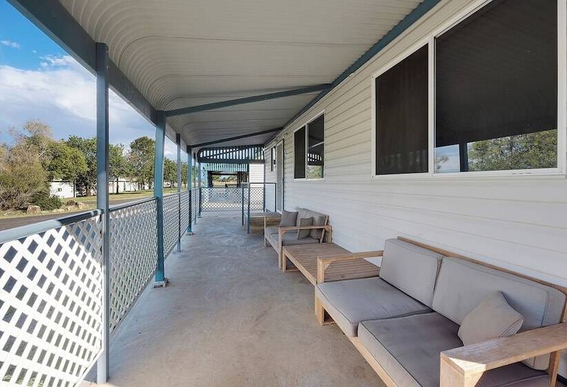 ホテル Reflections Lake Keepit Holiday Park