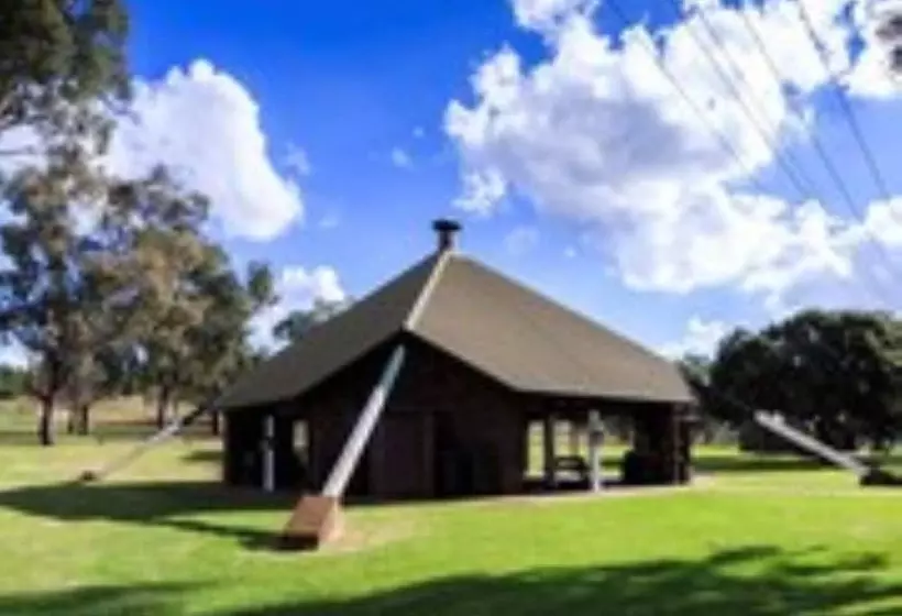 Hotelli Reflections Lake Keepit   Holiday Park