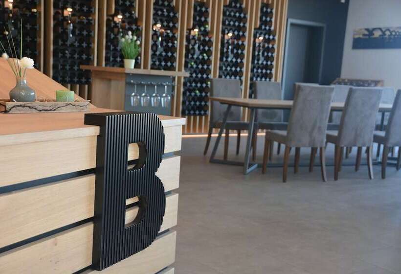 Hotel Weingut Bugner Meizelhof