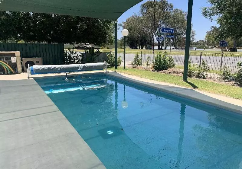 Motelli Jerilderie Motor Inn