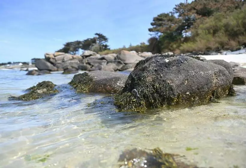 Majatalo Entre Terre Et Mer