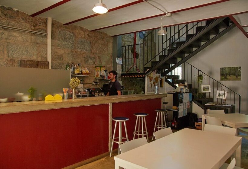 Albergue A Fábrica Da Luz   Hostel