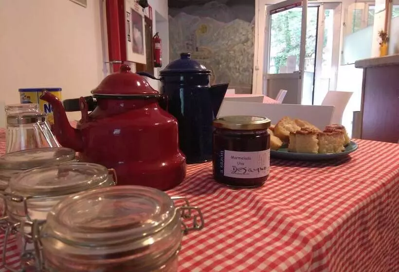 Albergue A Fábrica Da Luz   Hostel