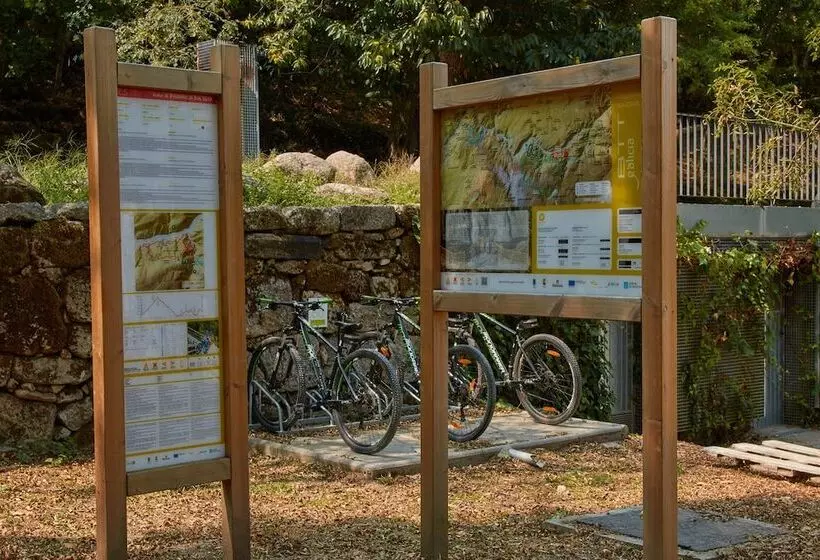 Albergue A Fábrica Da Luz   Hostel