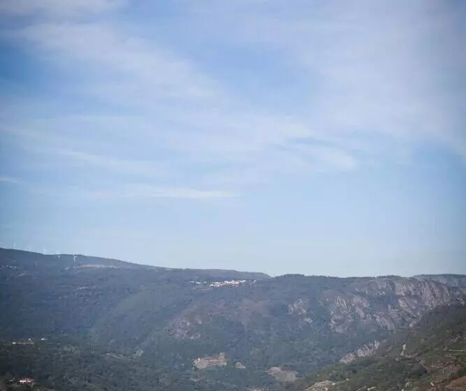 Albergue A Fábrica Da Luz   Hostel