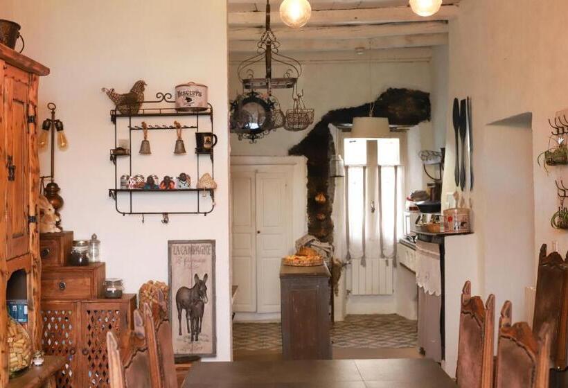 مبيت وإفطار Chambre D Hotes La Marlotte