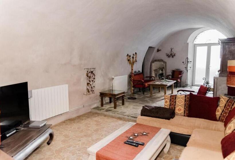 مبيت وإفطار Chambre D Hotes La Marlotte