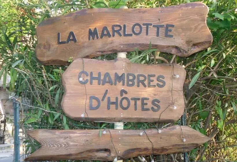 ベッドアンドブレックファースト Chambre D Hotes La Marlotte