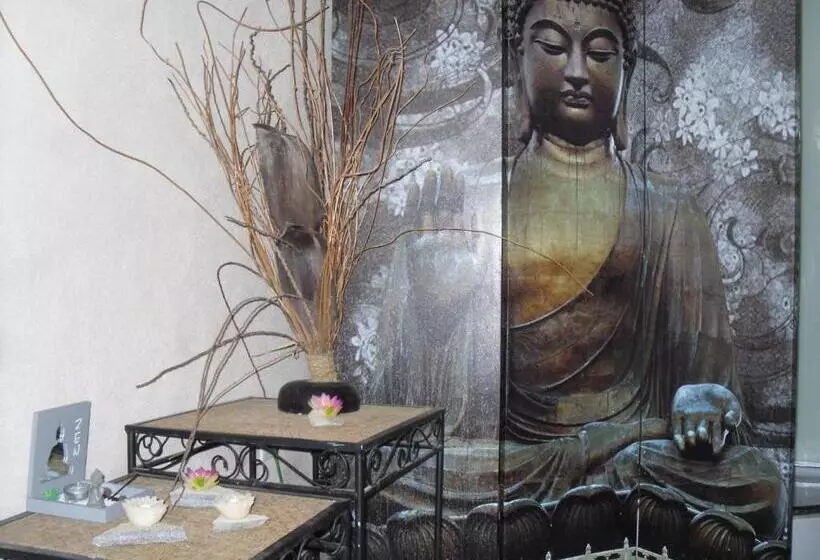 ベッドアンドブレックファースト Chambre D Hotes La Marlotte