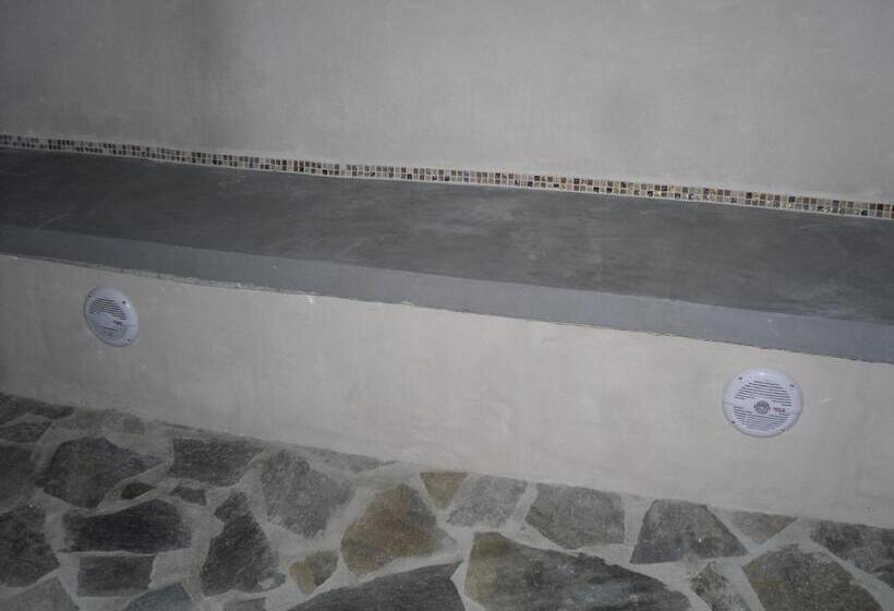 مبيت وإفطار Chambre D Hotes La Marlotte