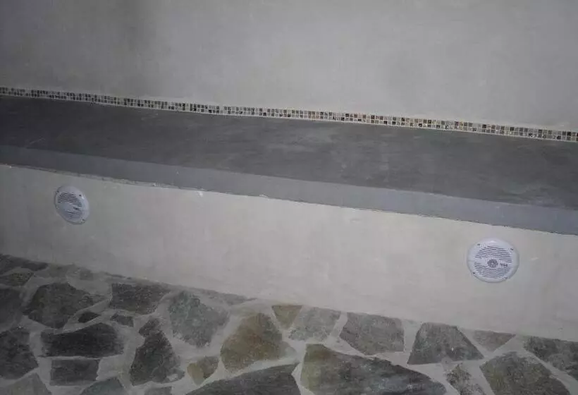 ベッドアンドブレックファースト Chambre D Hotes La Marlotte