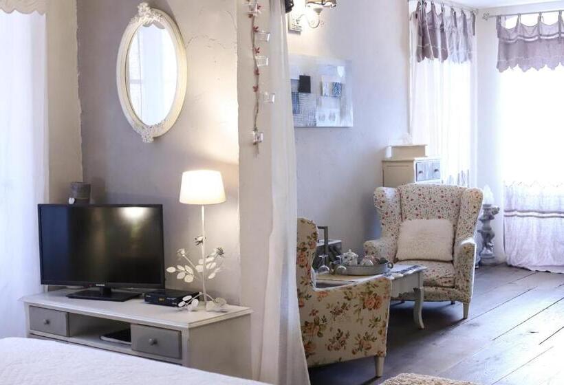 مبيت وإفطار Chambre D Hotes La Marlotte