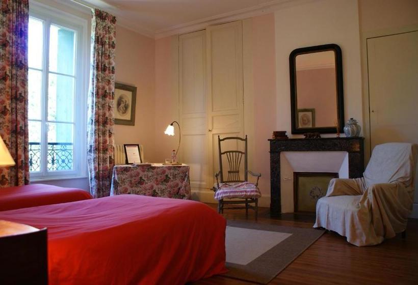 Bed and Breakfast Château De Grenier