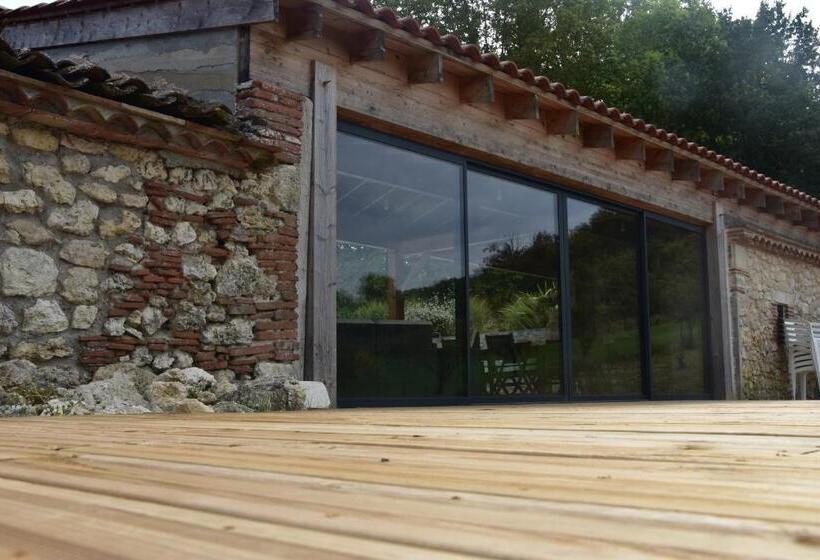 مبيت وإفطار Domaine De Calbiac