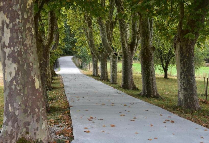 مبيت وإفطار Domaine De Calbiac