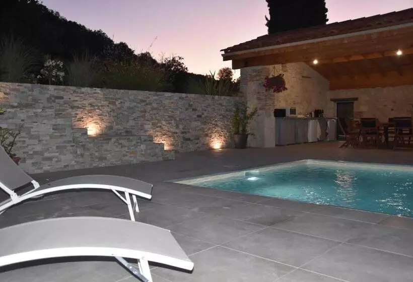 Aamiaismajoitus (B&B) Domaine De Calbiac