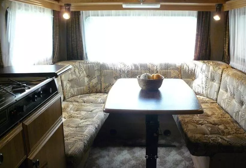 ベッドアンドブレックファースト L Embellie