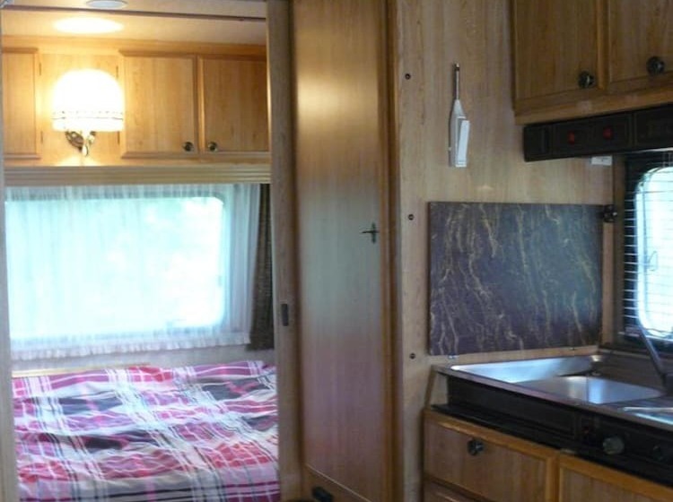 ベッドアンドブレックファースト L Embellie