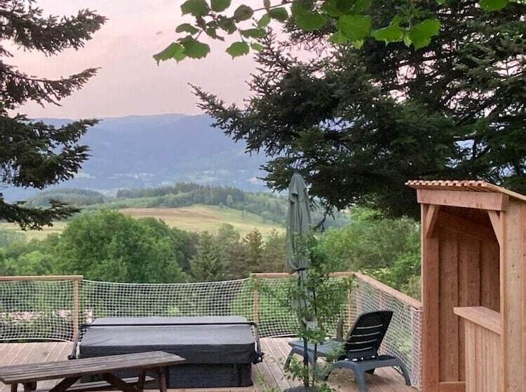 ベッドアンドブレックファースト L Embellie