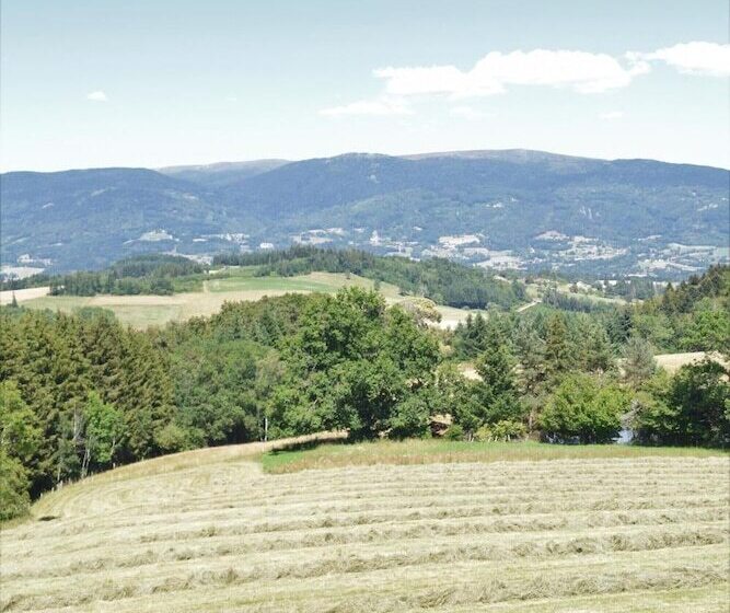 ベッドアンドブレックファースト L Embellie