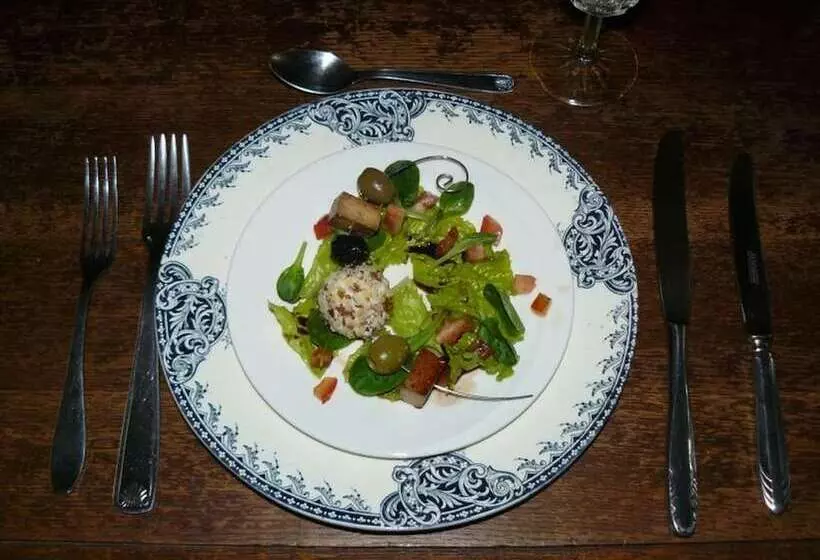 ベッドアンドブレックファースト L Embellie