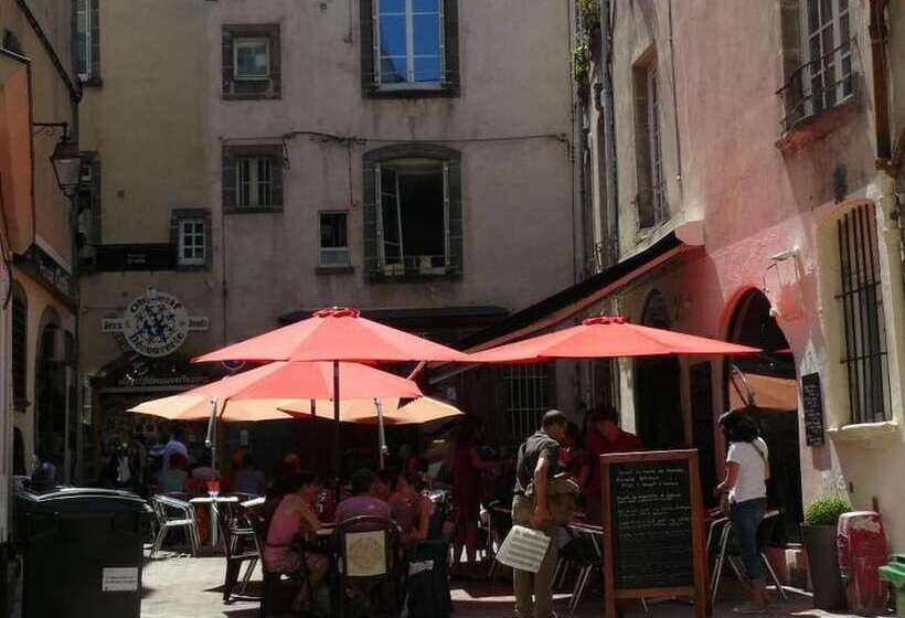 ベッドアンドブレックファースト L Embellie