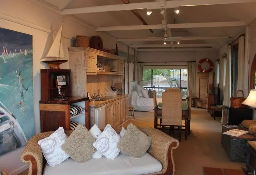 Boathouse  Birks River Retreat