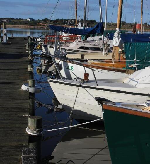 Boathouse Birks River Retreat